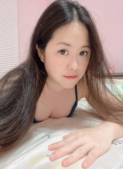 台灣女網黃 小鯨魚 淫水姬 fansone推薦妹子 18vibe 微胖 pingann0709 chubby 18vibe 網紅床照