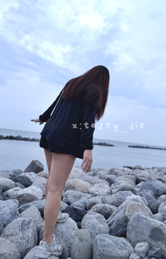 台灣網黃 fansone推薦 tasty_jie 足控 戀足 台妹美腿