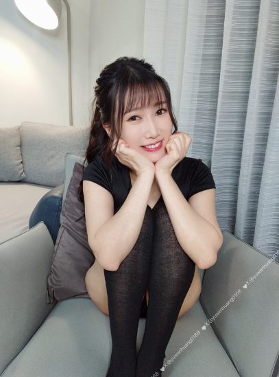 ai女友 18vibelab 台灣網黃推薦 又又 推特正妹寫真 yuwenhuang061 台妹fansone 黑絲