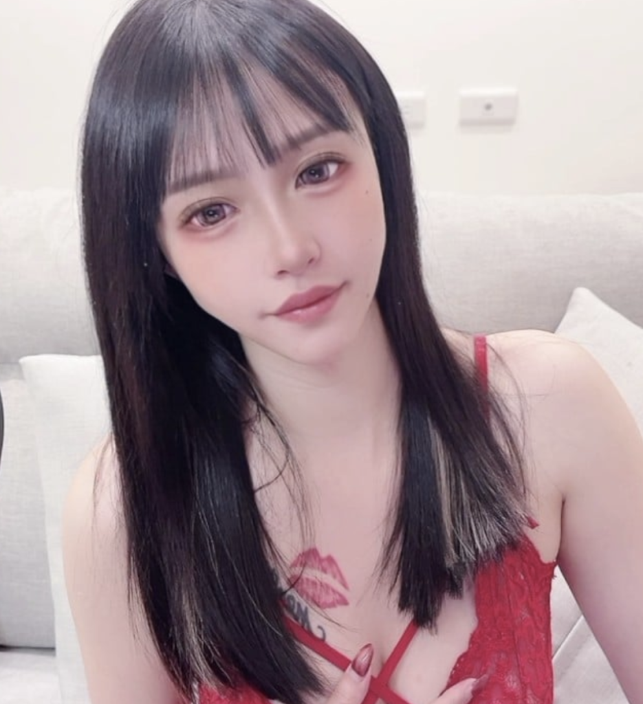 34d大奶台灣網黃推薦fansone ziying888__ 瀠瀠