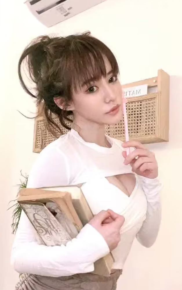 aprillady 四月 台日混血swag直播主
