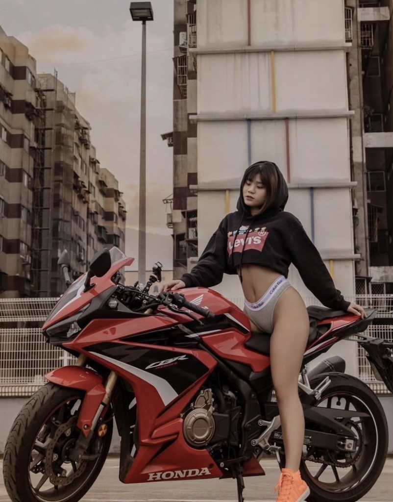 chin_yi19961215 瀞瑄 selina 台灣健身模特fansone推薦