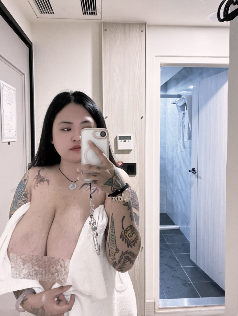 台灣大奶妹 刺青網黃 fansone推薦gugu115253