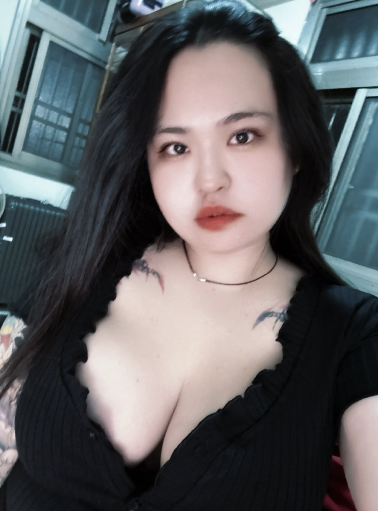 台灣大奶妹 刺青網黃 fansone推薦gugu115253