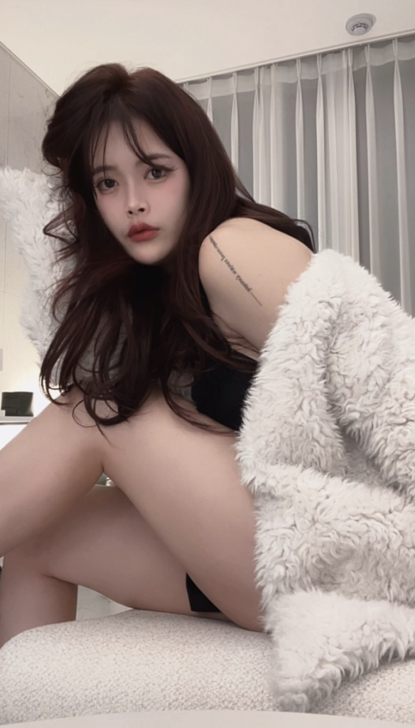 swag主播 台灣網黃fansone hi_nxxg