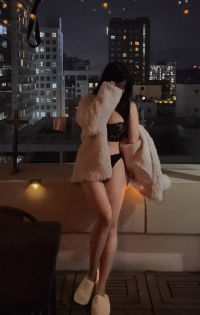 swag主播 台灣網黃fansone hi_nxxg
