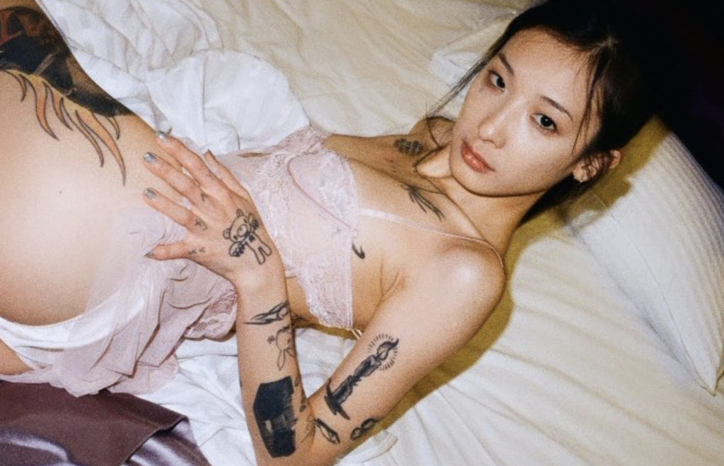台灣刺青網黃fansone推薦 lu9avhoney 路奈