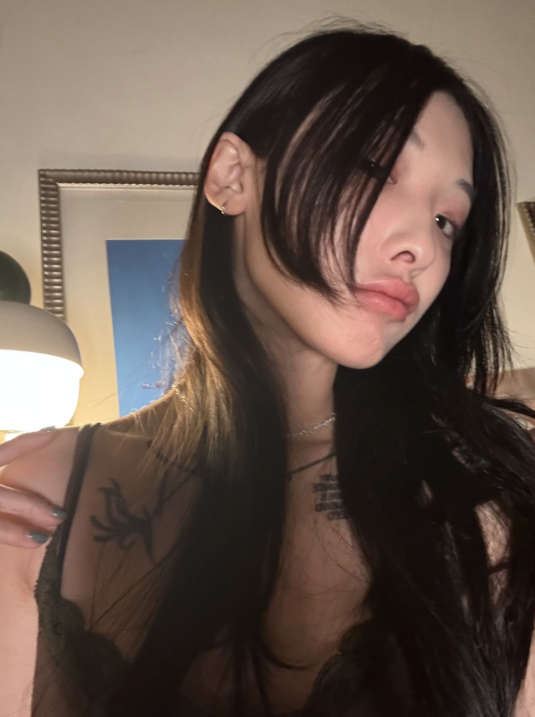 台灣刺青網黃fansone推薦 lu9avhoney 路奈