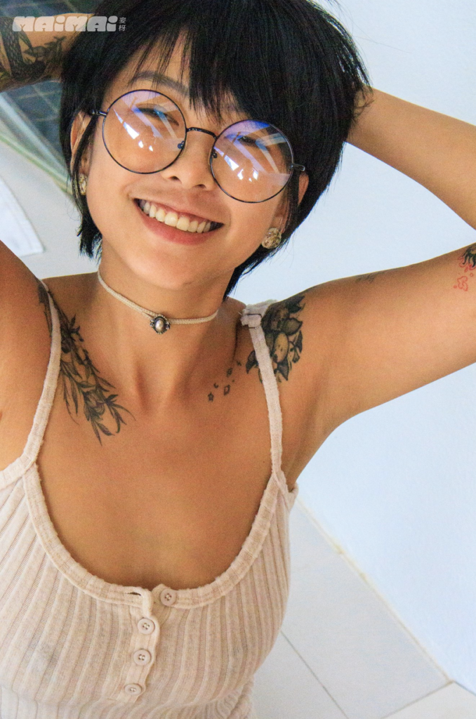 maimaiwhyder 何麥枒 fansone台灣女網黃