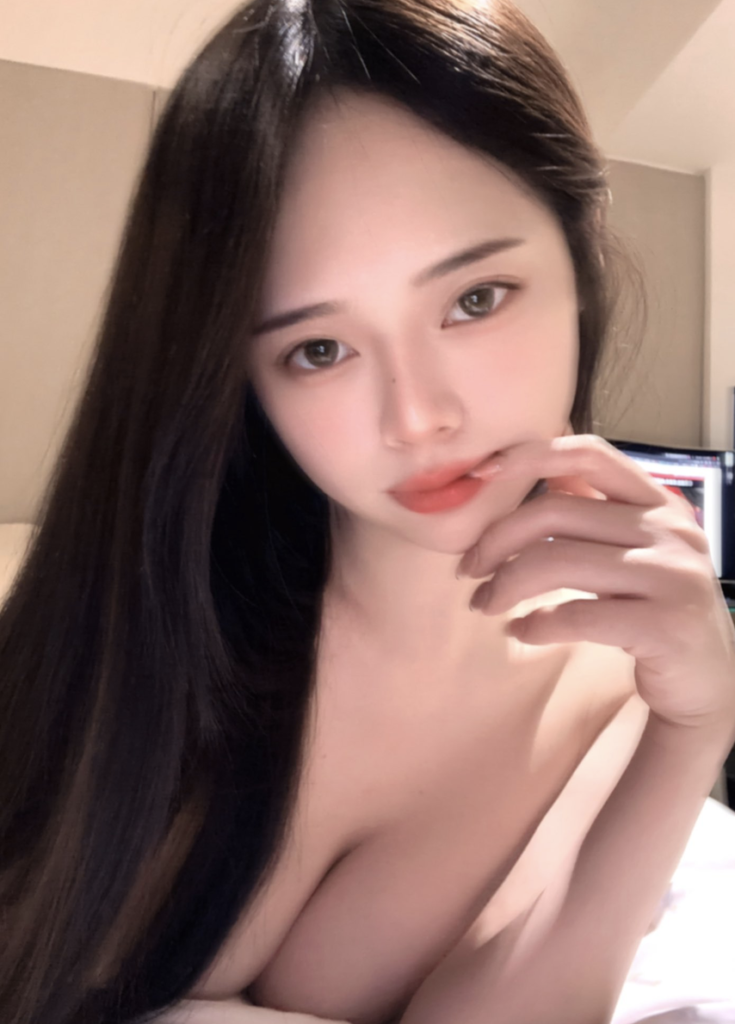 謝夏天 企鵝 mov19960908 台灣fansone推薦女網黃 18vibelab