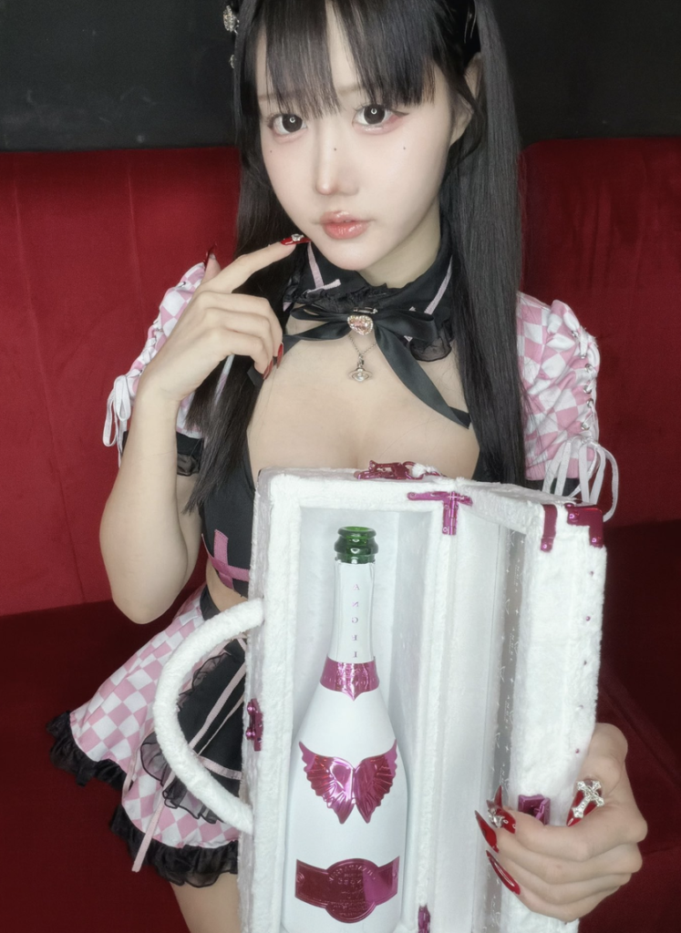 あく鬼 oniaku_001 台灣網黃推薦fansone cosplayer