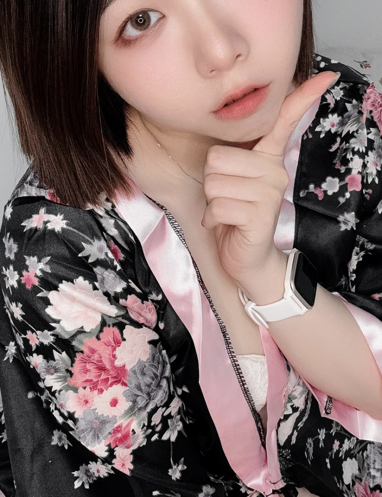 piffydream 比比 台灣大尺度寫真 fansone網黃推薦 18vibe