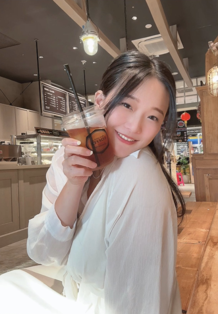 real_feiya131 台灣女網黃 fansone推薦 Feiya131 施菲亞 大奶台妹jkf女郎