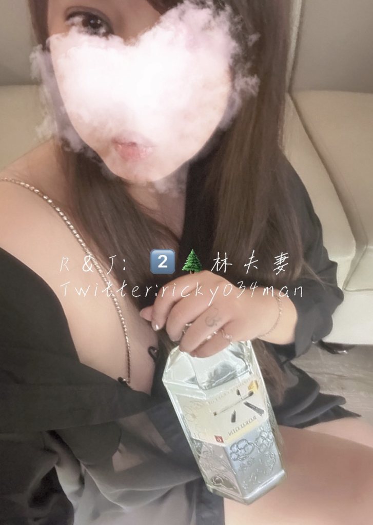 ricky034man 台灣網黃fansone推薦人妻