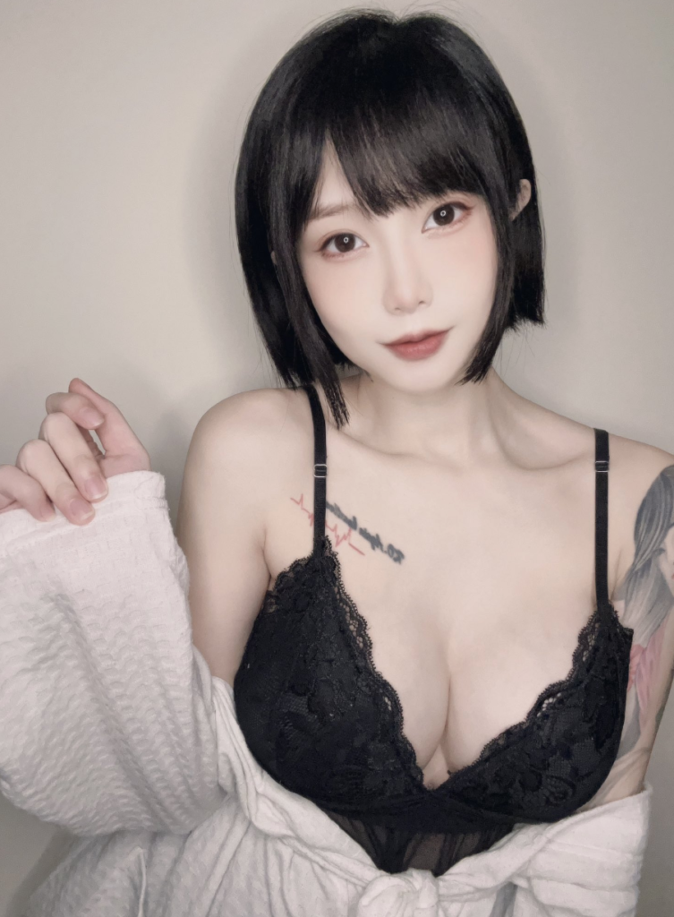 roseMiku1222520 fansone 台灣網黃刺青女 18vibelab